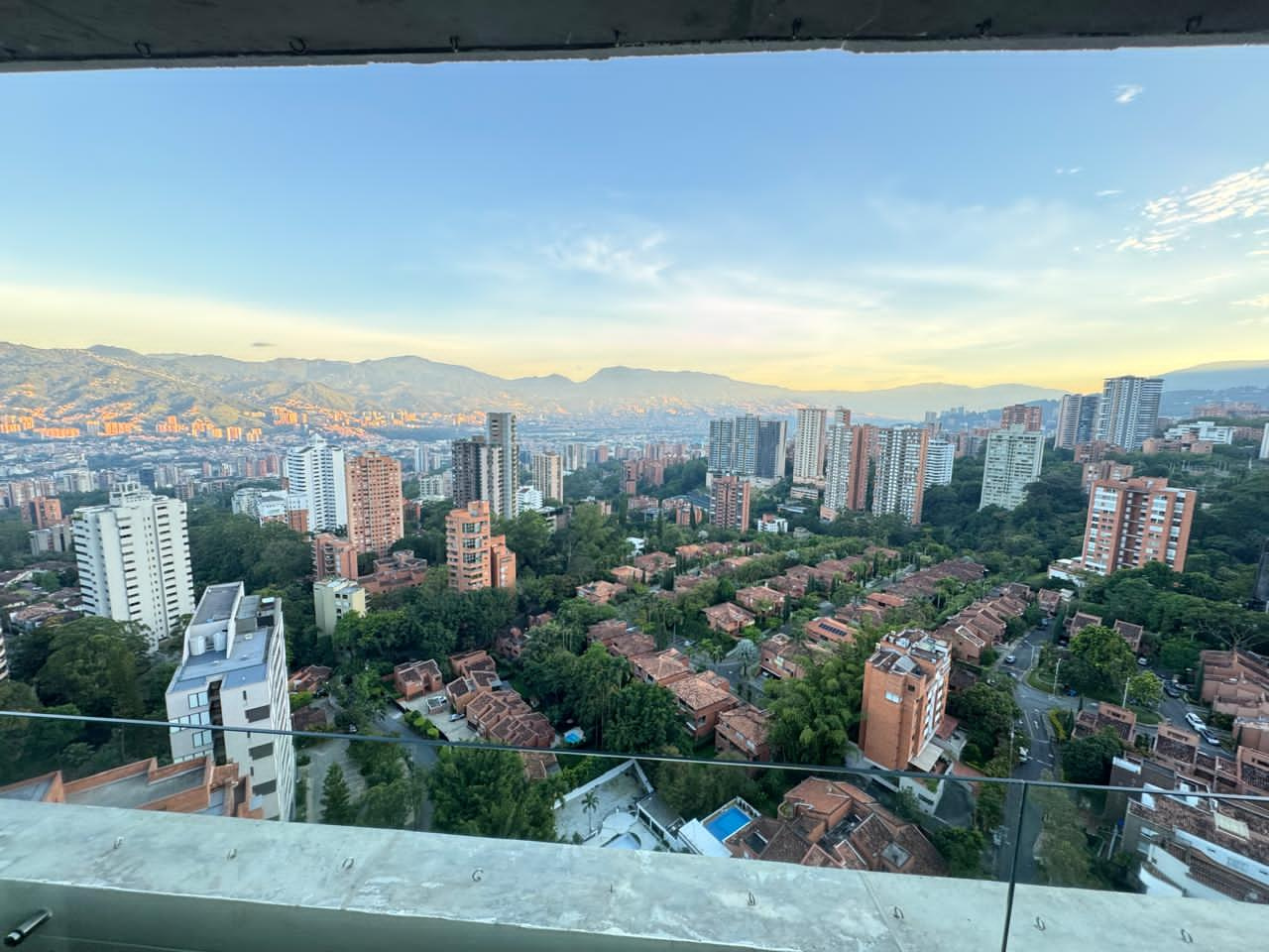Apartamento en arriendo en El Poblado, Medellín · foto 8 de 8