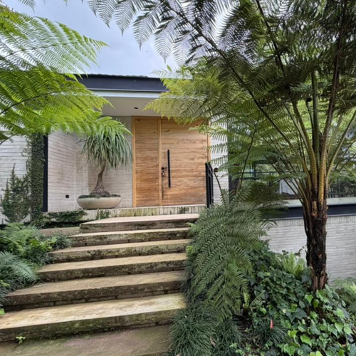Casa de 3 alcobas en arriendo en El Capiro, Rionegro, 400 m² · foto 2 de 24