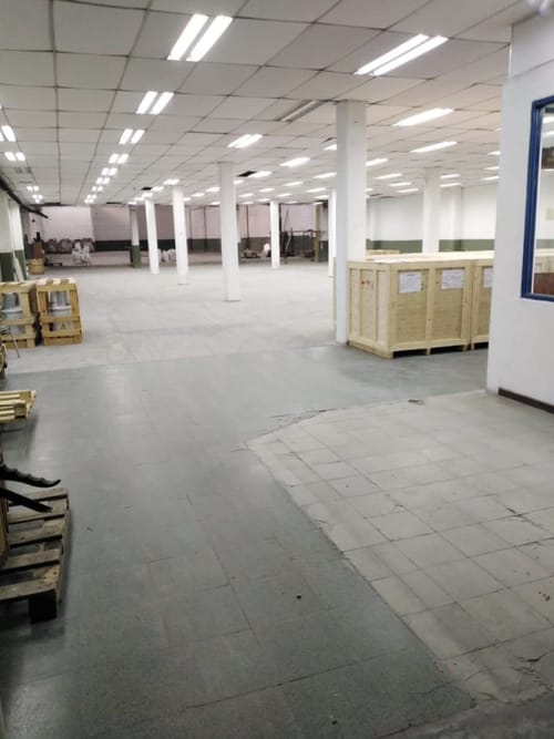 Bodega en arriendo en Zona Industrial No. 1, Itagüí, 2100 m² · foto 3 de 5