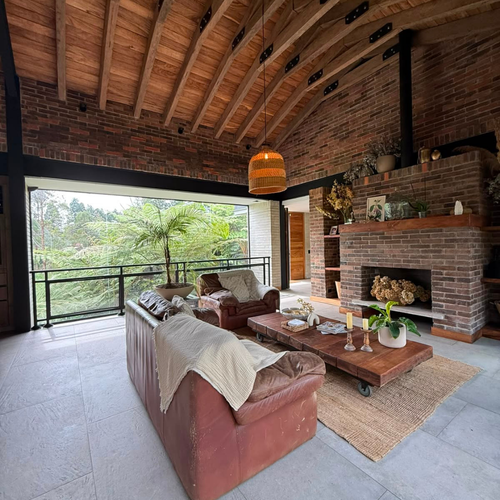 Casa de 3 alcobas en arriendo en El Capiro, Rionegro, 400 m² · foto 7 de 24
