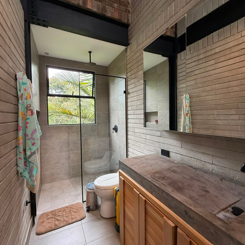 Casa de 3 alcobas en arriendo en El Capiro, Rionegro, 400 m² · foto 12 de 24