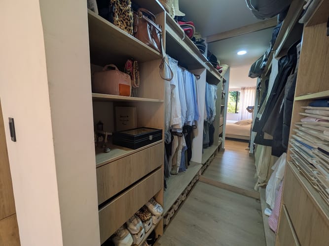 Apartamento de 3 alcobas en venta en El Castillo, Medellín, 143 m² · foto 6 de 11