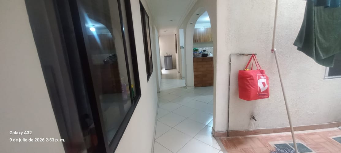 Casa en venta en San Miguel, Medellín, 315 m² · foto 7 de 24
