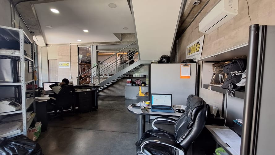 Bodega en venta en Copacabana, 811 m² · foto 7 de 24