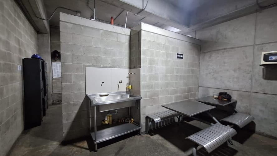 Bodega en venta en Copacabana, 811 m² · foto 10 de 24