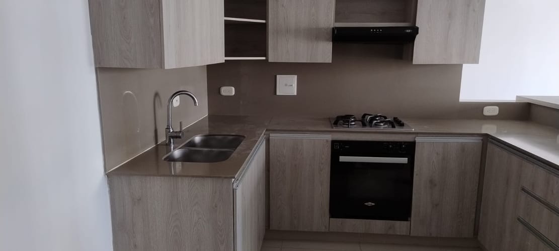 Apartamento de 2 alcobas en venta en San Pedro, Cali, 116 m² · foto 2 de 10