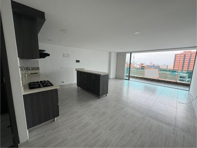 Apartamento en venta en La Castellana, Medellín · foto 4 de 18