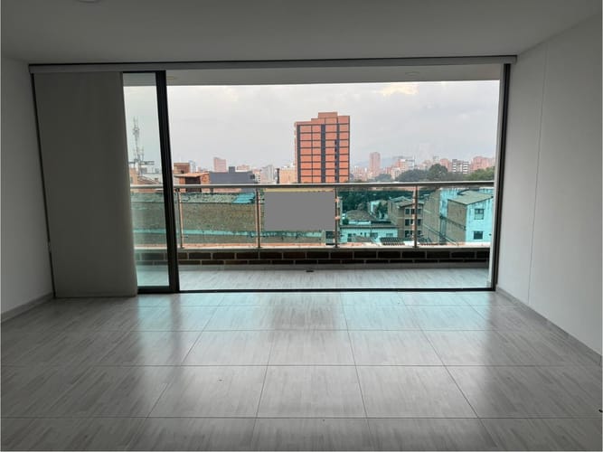 Apartamento en venta en La Castellana, Medellín · foto 5 de 18