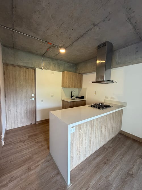 Apartaestudio en venta en Pantanillo, El Retiro, 52 m² · foto 2 de 12
