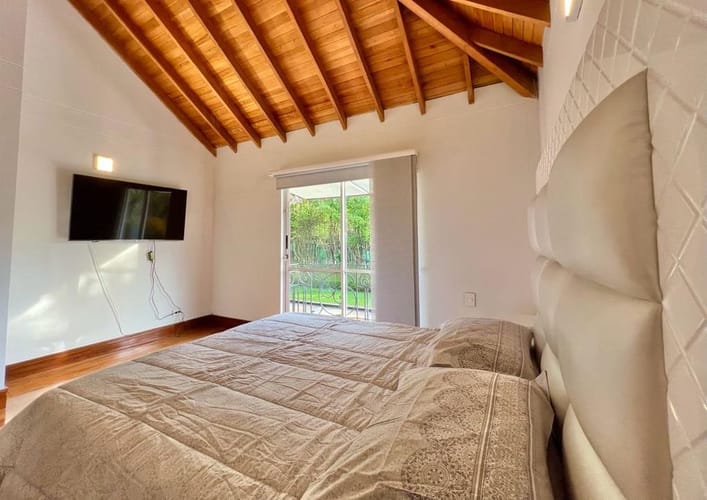 Casa de 6 alcobas en venta en El Tesoro, Medellín, 900 m² · foto 21 de 24