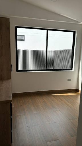 Casa de 3 alcobas en venta en El Porvenir, Rionegro, 175 m² · foto 4 de 12
