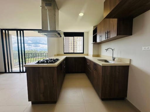 Apartamento de 3 alcobas en venta en El Porvenir, Rionegro, 83 m² · foto 2 de 16