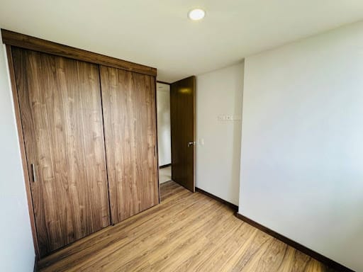 Apartamento de 3 alcobas en venta en El Porvenir, Rionegro, 83 m² · foto 8 de 16