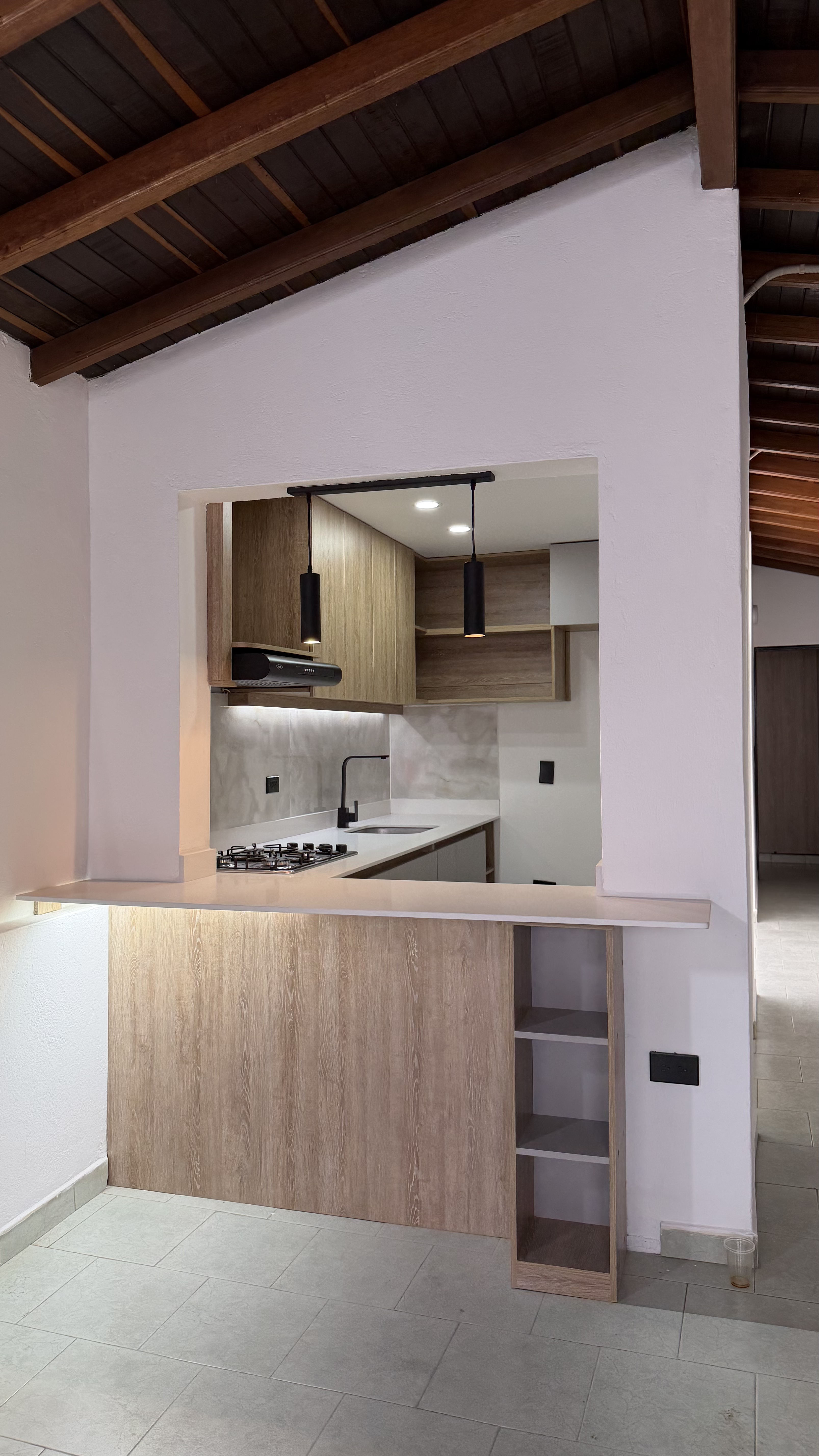 Apartamento en venta en La Milagrosa, Medellín · foto 4 de 21