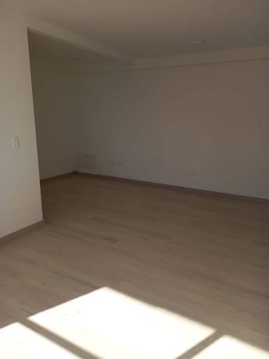 Apartamento de 3 alcobas en venta en El Porvenir, Rionegro, 73 m² · foto 6 de 7