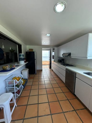 Casa de 6 alcobas en venta en Guarne, 400 m² · foto 2 de 17