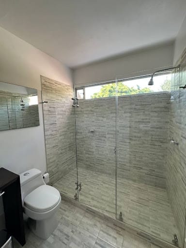 Casa de 6 alcobas en venta en Guarne, 400 m² · foto 10 de 17