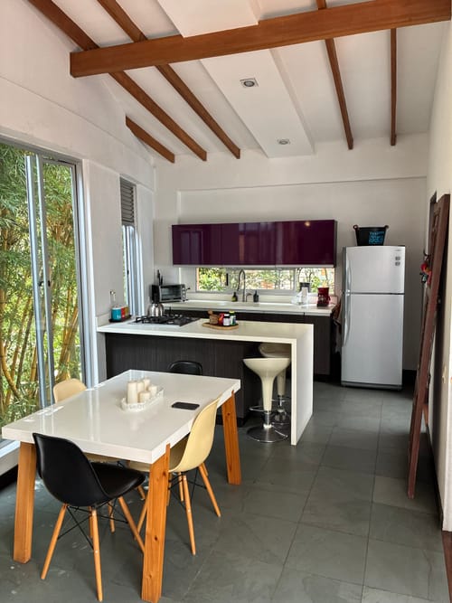 Casa de 4 alcobas en venta en Entreamigos, Sabaneta, 200 m² · foto 2 de 24