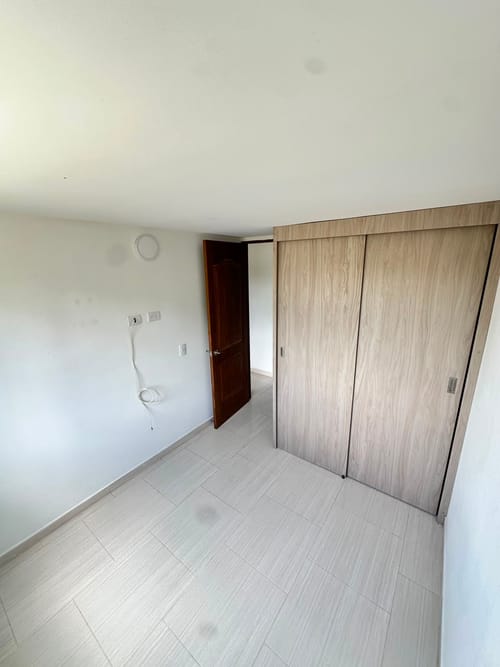 Apartamento de 3 alcobas en venta en El Porvenir, Rionegro, 58 m² · foto 7 de 9