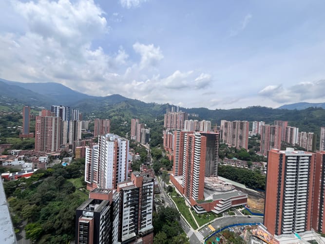 Apartamento de 3 alcobas en venta en Las Lomitas, Sabaneta, 67 m² · foto 6 de 15