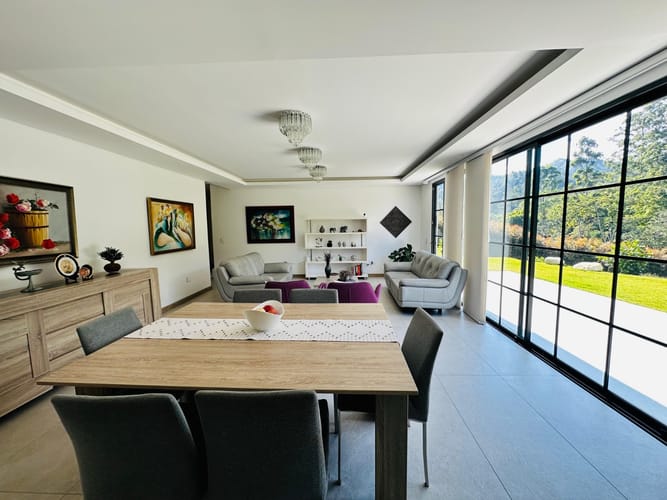 Casa de 3 alcobas en venta en El Porvenir, Rionegro, 230 m² · foto 5 de 13