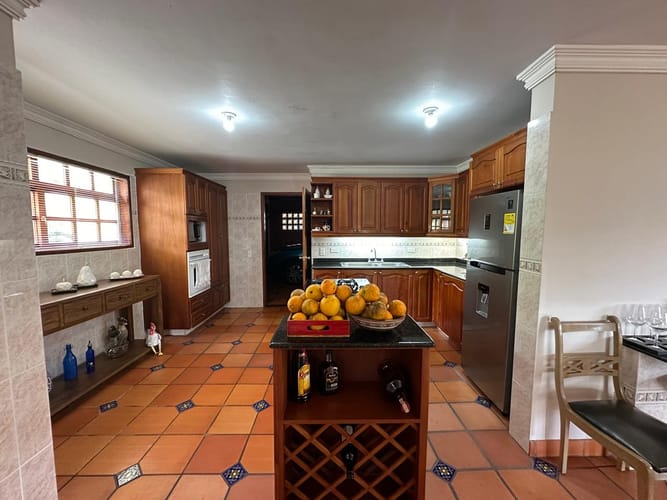 Casa de 3 alcobas en venta en El Porvenir, Rionegro, 381 m² · foto 4 de 20