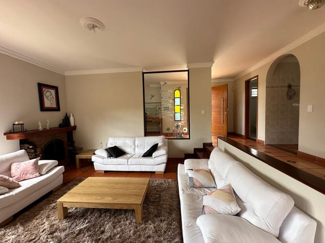 Casa de 3 alcobas en venta en El Porvenir, Rionegro, 381 m² · foto 5 de 20