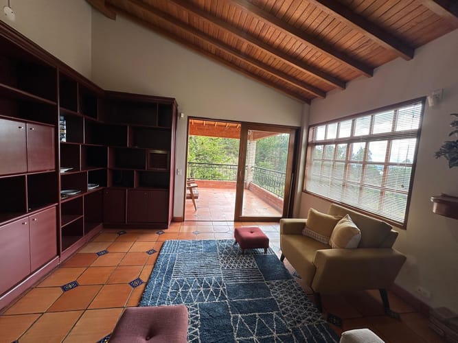 Casa de 3 alcobas en venta en El Porvenir, Rionegro, 381 m² · foto 12 de 20