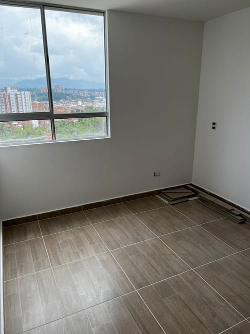 Apartamento de 3 alcobas en venta en Llano Grande, Rionegro, 58 m² · foto 2 de 14