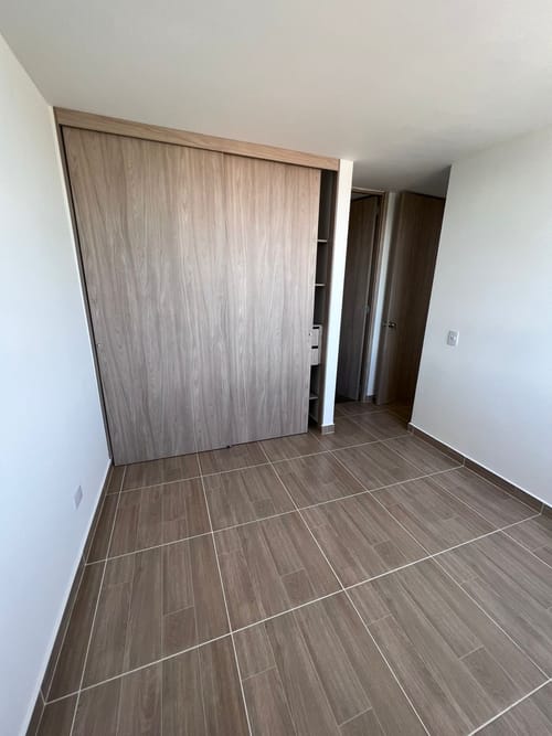 Apartamento de 3 alcobas en venta en Llano Grande, Rionegro, 58 m² · foto 7 de 14