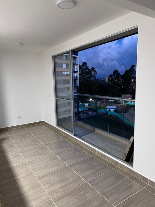 Apartamento de 3 alcobas en venta en Llano Grande, Rionegro, 58 m² · foto 9 de 14