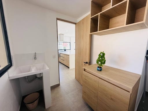 Casa de 4 alcobas en venta en El Porvenir, Rionegro, 250 m² · foto 4 de 16