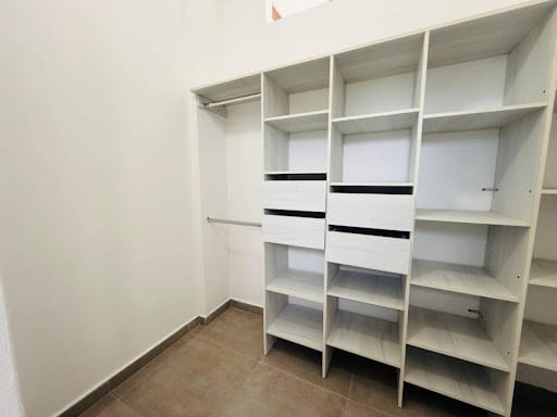 Casa de 4 alcobas en venta en El Porvenir, Rionegro, 250 m² · foto 7 de 16