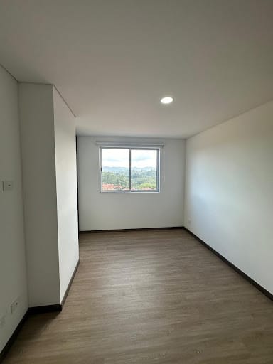 Apartamento de 2 alcobas en venta en El Porvenir, Rionegro, 81 m² · foto 12 de 14