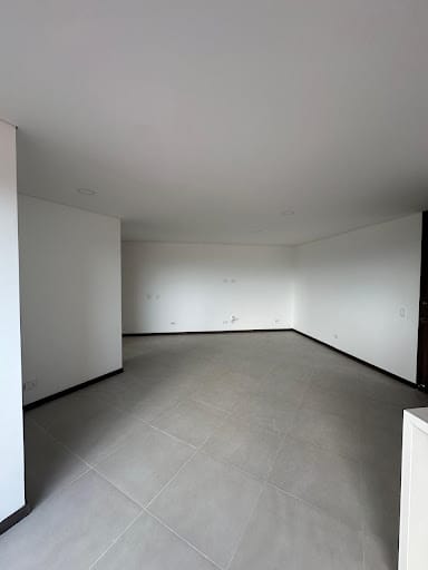 Apartamento de 2 alcobas en venta en El Porvenir, Rionegro, 81 m² · foto 14 de 14