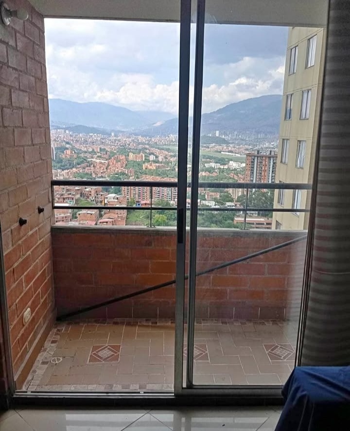 Apartamento en venta en Belén, Medellín · foto 6 de 9