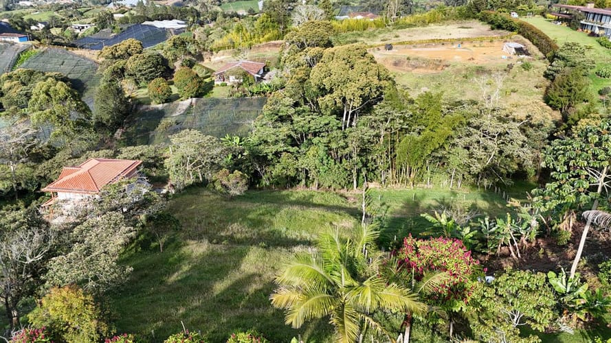 Lote en venta en El Carmen De Viboral, El Carmen de Viboral, 3300 m² · foto 10 de 12