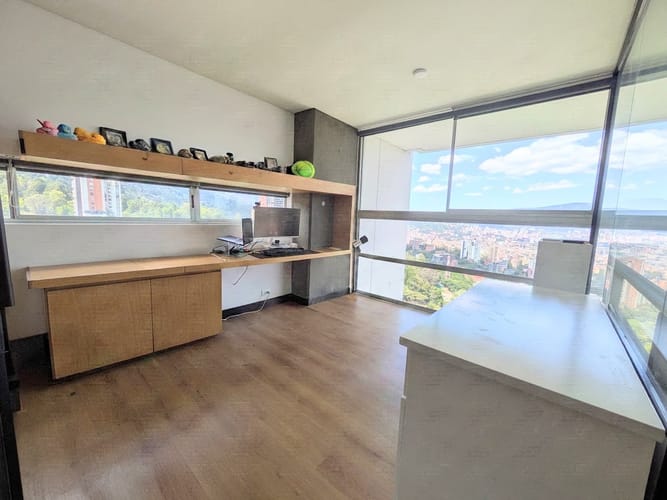 Apartamento de 3 alcobas en venta en Los Balsos, Medellín, 196 m² · foto 12 de 15