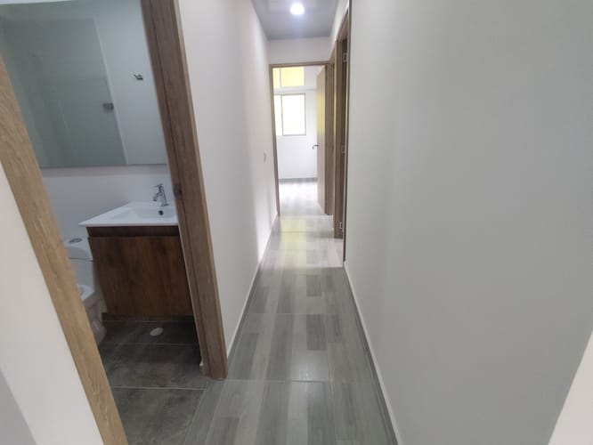 Apartamento de 2 alcobas en venta en Buenavista, Bello, 80 m² · foto 8 de 12