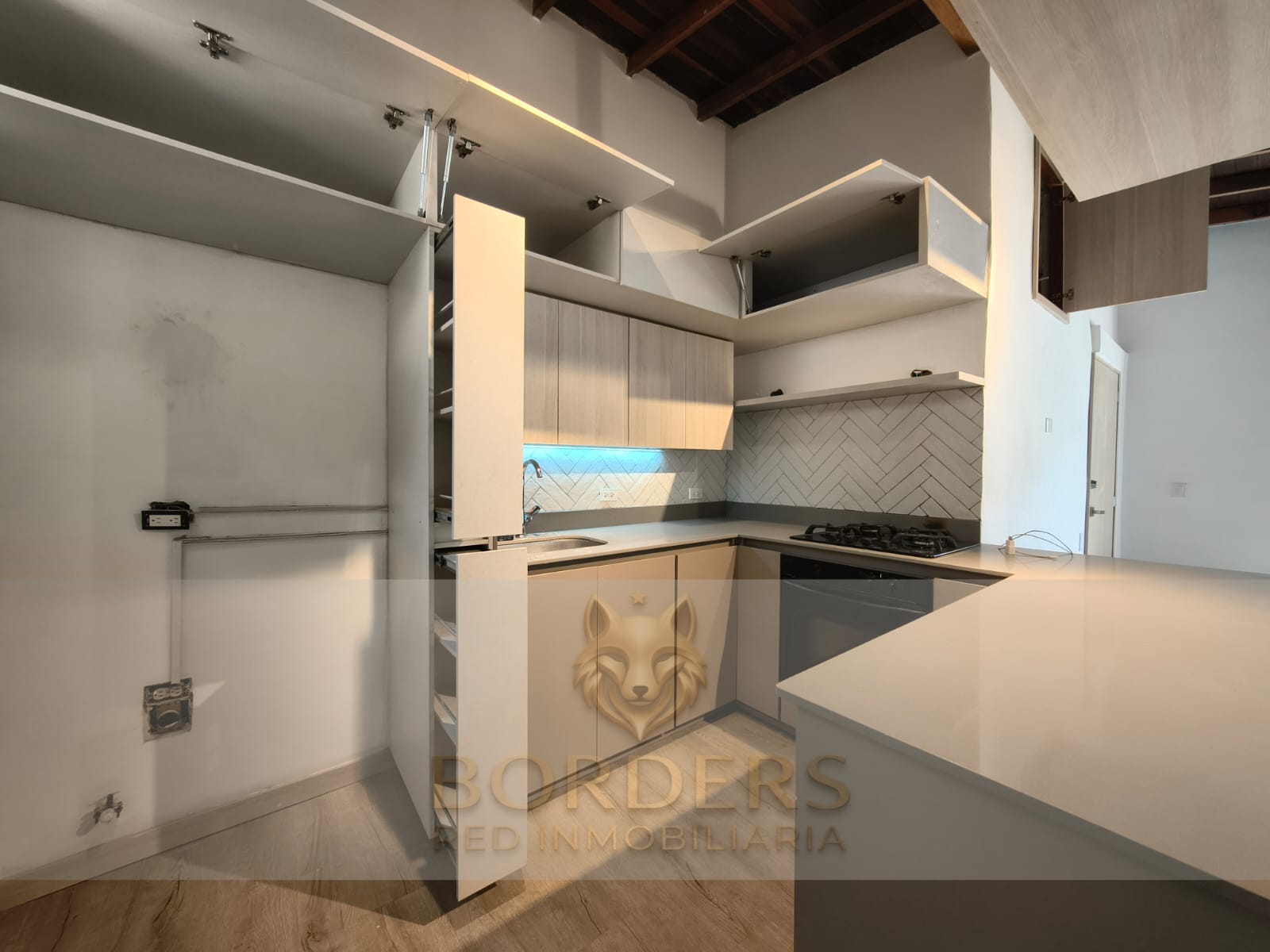 Apartamento en venta en Otraparte, Envigado · foto 2 de 21