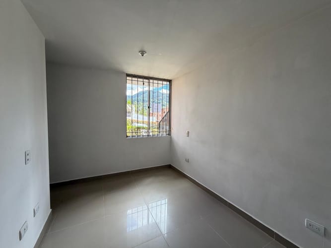 Apartamento de 3 alcobas en venta en Pantanillo, El Retiro, 56 m² · foto 3 de 12