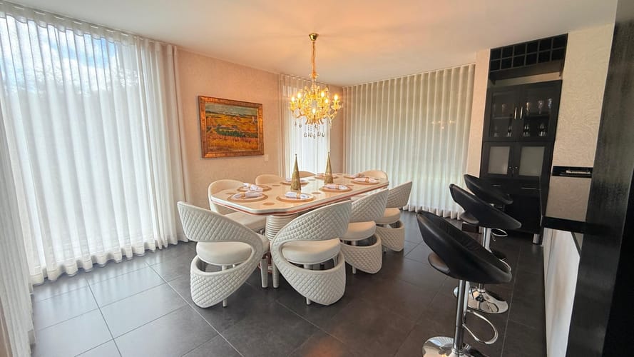 Casa de 5 alcobas en venta en El Porvenir, Rionegro, 385 m² · foto 4 de 24