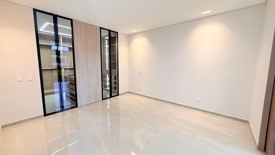 Casa de 3 alcobas en venta en Llano Grande, Rionegro, 240 m² · foto 8 de 20