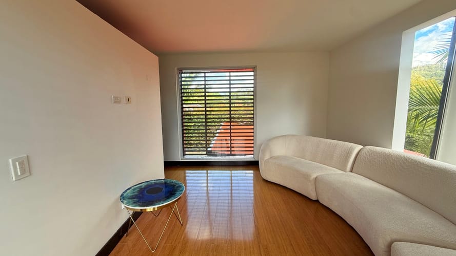 Casa de 5 alcobas en venta en El Porvenir, Rionegro, 385 m² · foto 13 de 24