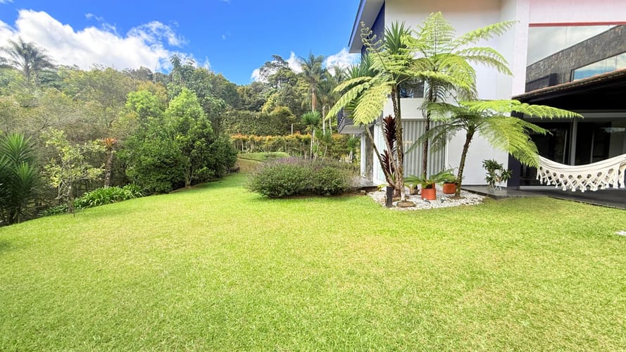 Casa de 5 alcobas en venta en El Porvenir, Rionegro, 385 m² · foto 23 de 24