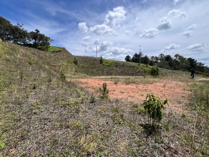 Lote en venta en El Carmen de Viboral, 2537 m² · foto 3 de 12