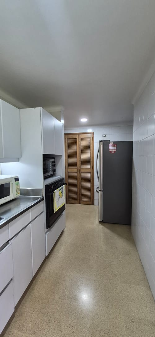 Apartamento de 4 alcobas en venta en El Poblado, Medellín, 172 m² · foto 4 de 10