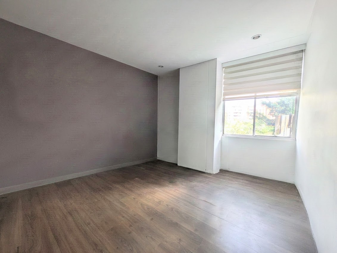 Apartamento en venta en Zona Centro, Envigado · foto 4 de 11
