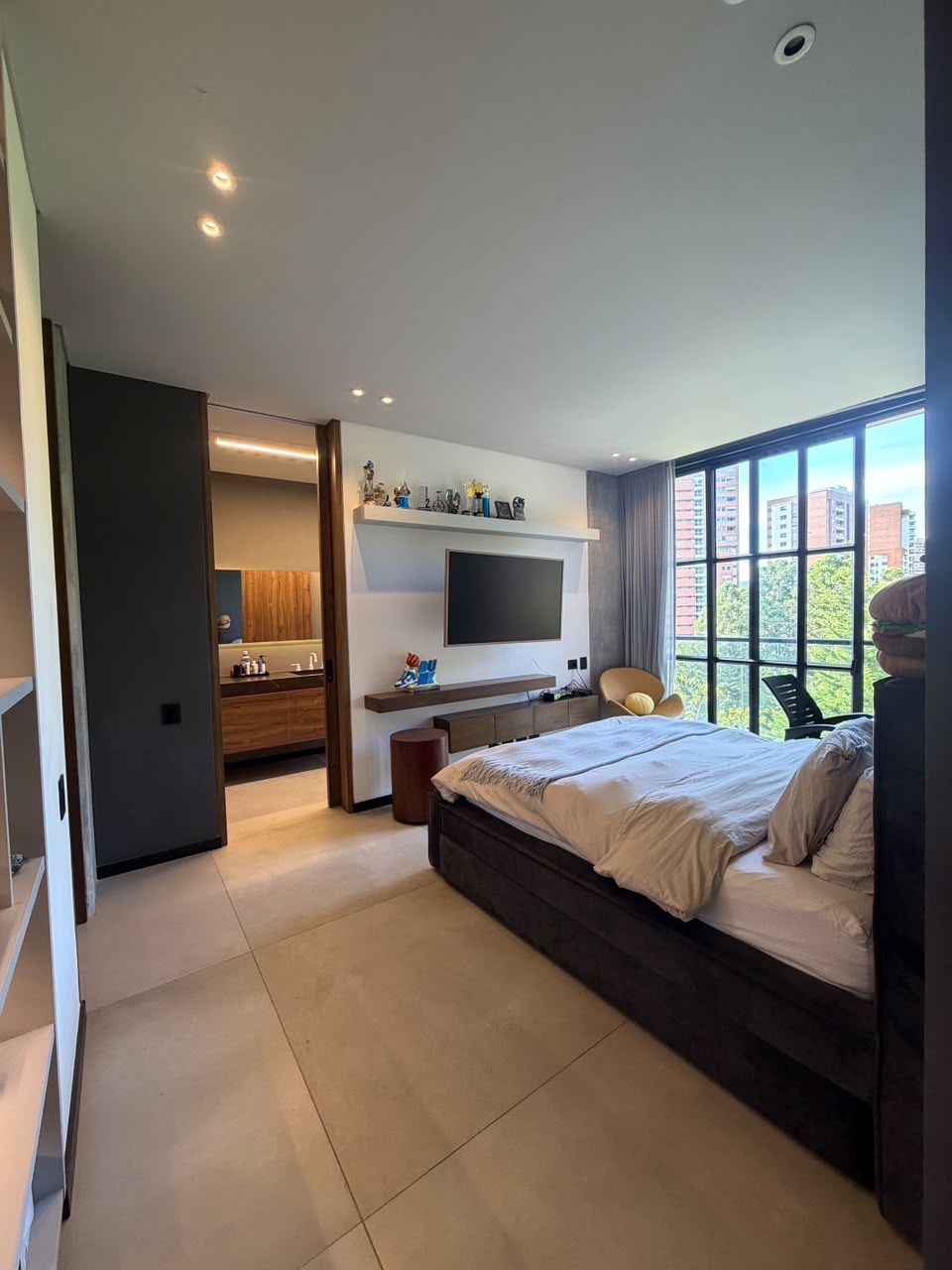 Apartamento en venta en El Poblado, Medellín · foto 11 de 14