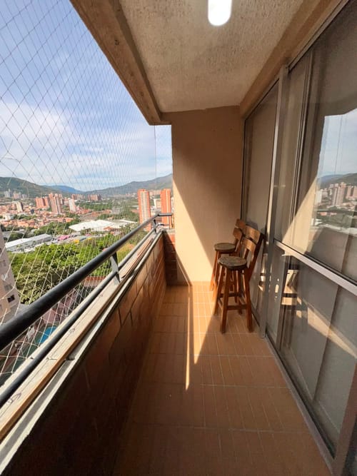 Apartamento de 3 alcobas en venta en Bucaros, Bello, 62 m² · foto 5 de 8
